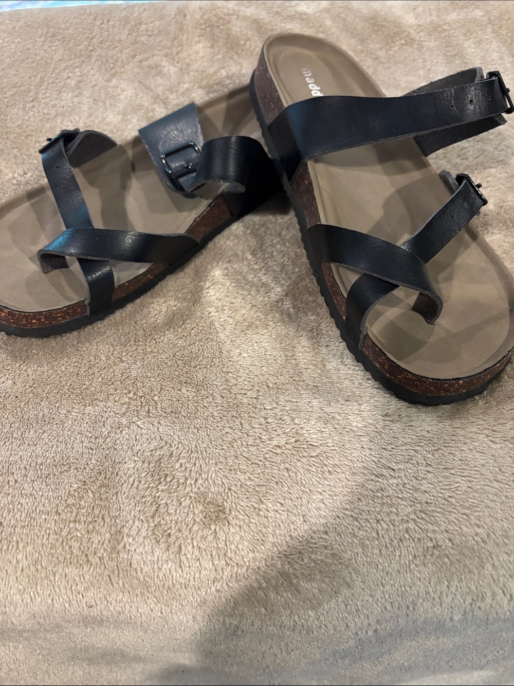 Madden Girl Bryce Black Toe Loop Cork Footbed Slide Sandals Size 9